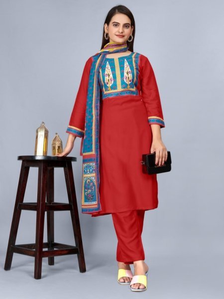 Women s Beautiful Reyon Printed Kurti Set  3 Piece Kurti Set
