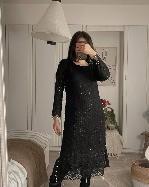 Women s black Heavy Faux Georgette Traditional Function Wear  Ready To Wear Collection