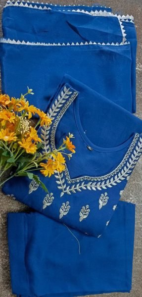Women's Embroidery Rayon Slub Regular Fit 3/4 Sleeve Lightweight Elegant Ethnic Wear Kurti Pant Dupatta Ethinic Wear  3 Piece Kurti Set