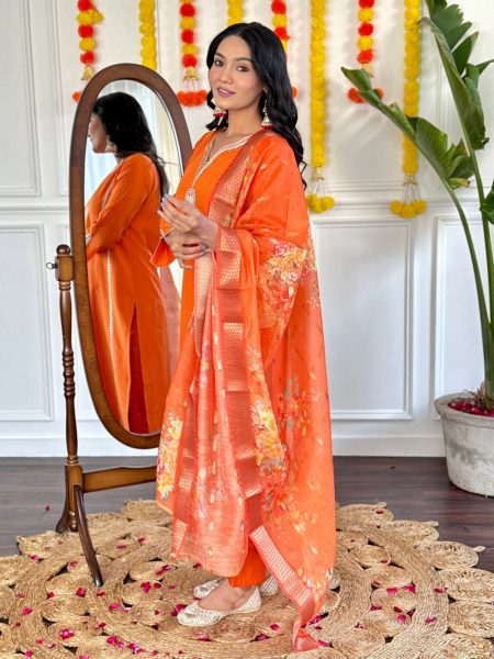 Women Orange Viscose Chanderi Kurti Pant With Dupatta 3 Piece Kurti Set