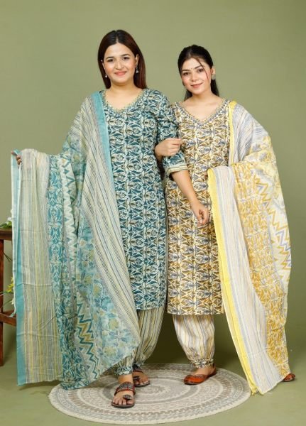 Women s Printed Pure Cotton Kurti Set  3 Piece Kurti Set