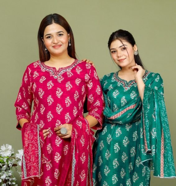 Women s Printed Pure Cotton Kurti Set  3 Piece Kurti Set