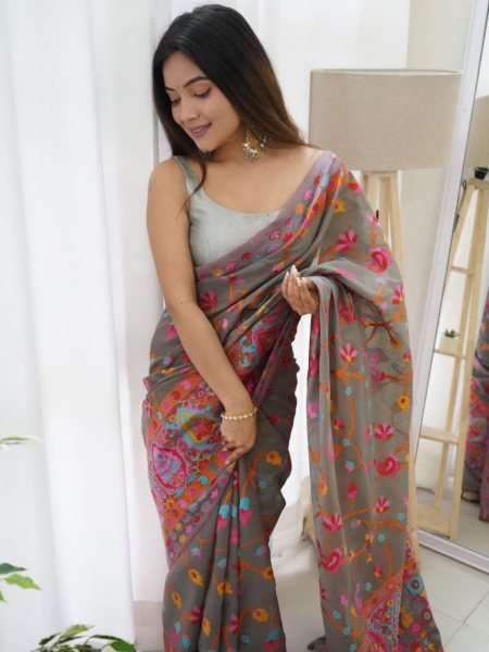 Women s Slub Kashmiri Weaving Silk Woven Banarasi Kanjivaram Silk Saree  Silk Sarees Wholesale